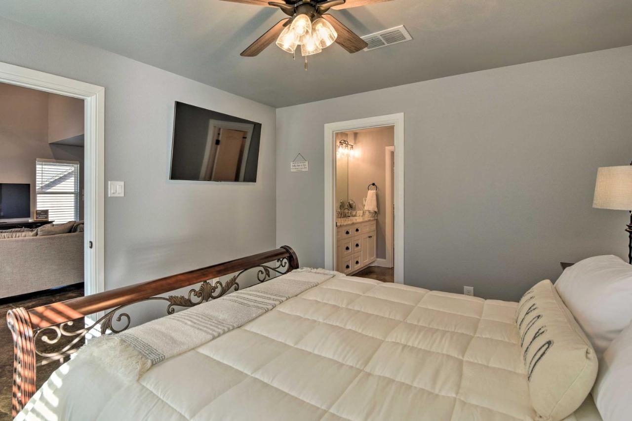 Granbury Home With Hot Tub And Furnished Patio! Zewnętrze zdjęcie