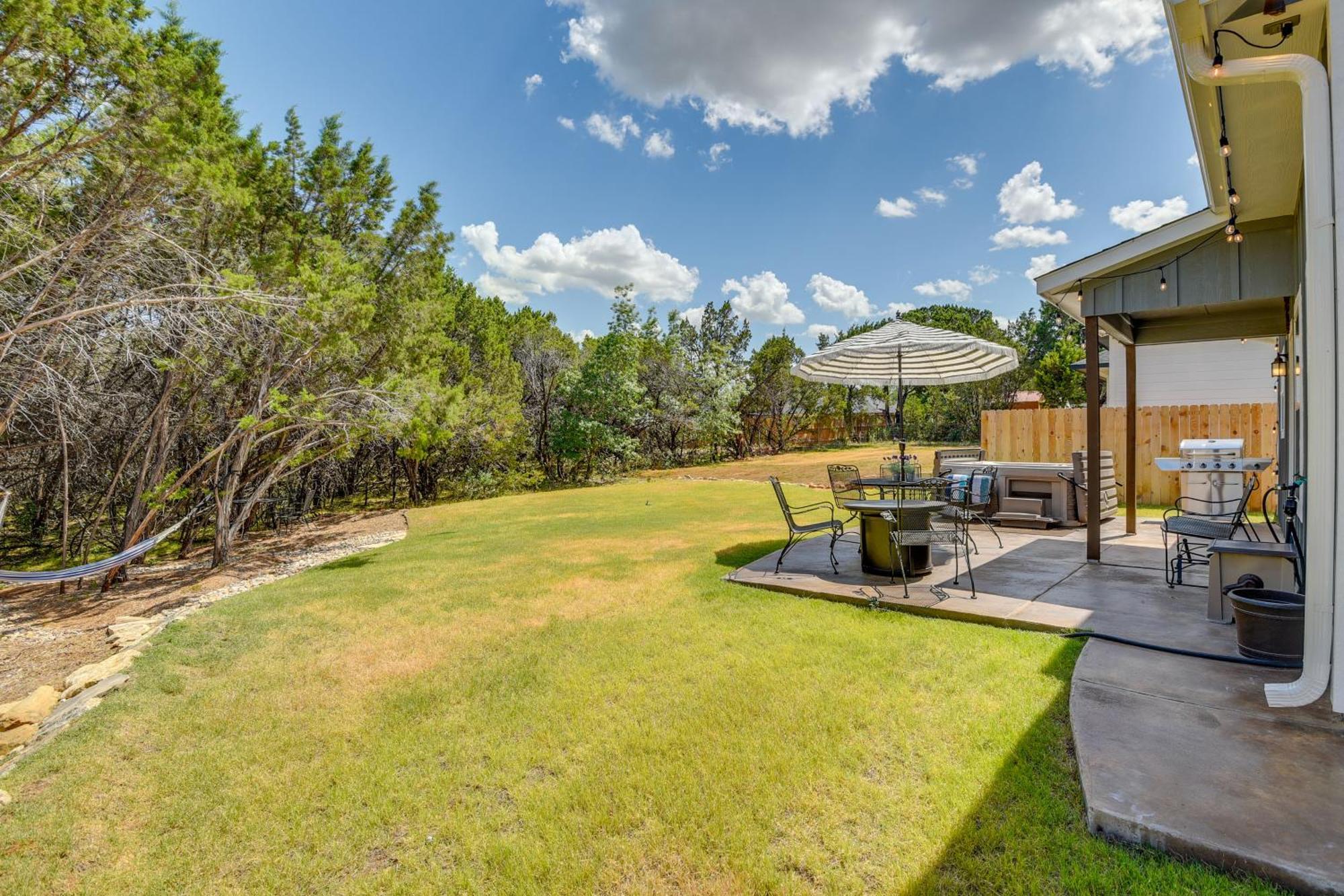 Granbury Home With Hot Tub And Furnished Patio! Zewnętrze zdjęcie